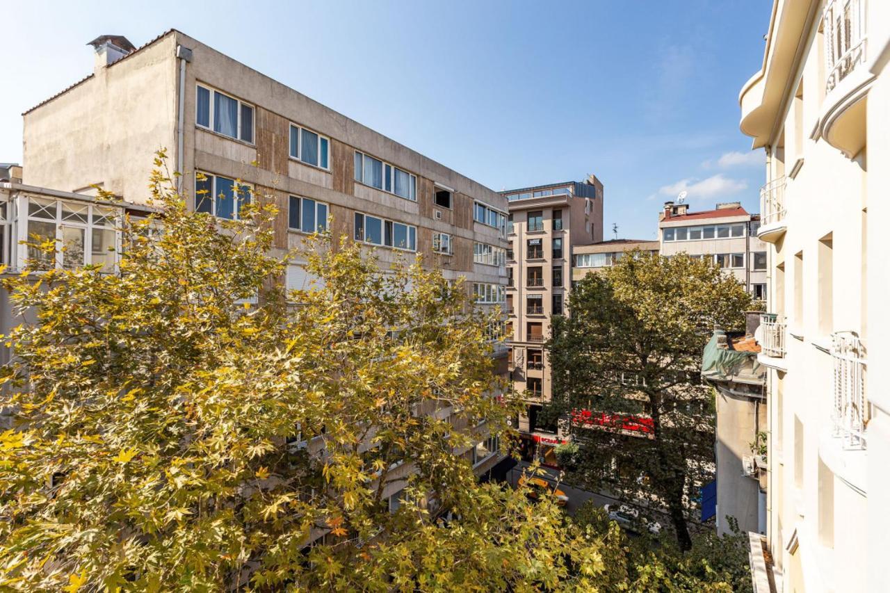 Outstanding Flat With Calming View Nisantasi Lägenhet Istanbul Exteriör bild